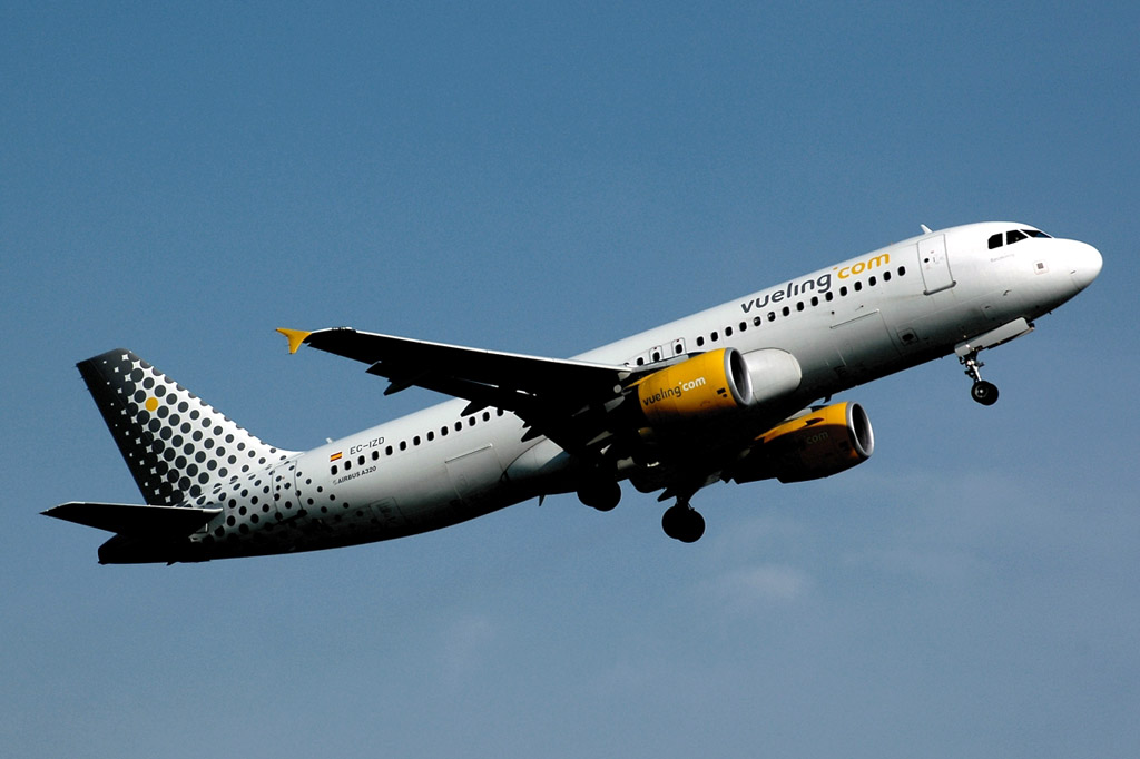 Resultado de imagen de aviones de vueling