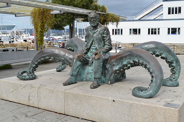 Monumento a Julio Verne en Vigo