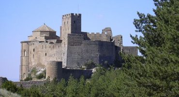 Península misteriosa: Riglos, entre leyendas, mallos y pueblos deshabitados