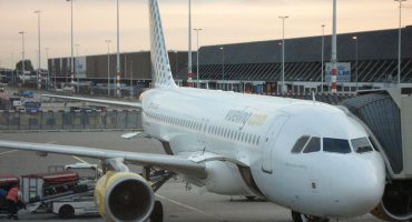 Vueling cobra un recargo por los asientos de salidas de emergencia