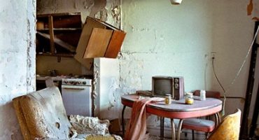 Algunas ruinas modernas con una atmósfera especial, 1° incursión