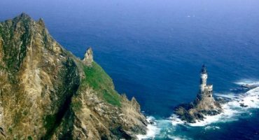 Mundo mágico: la poética de los faros, II
