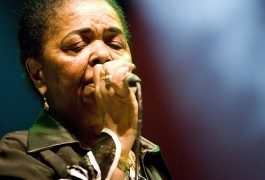Destinos musicales: tras los pasos de Cesaria Évora en Cabo Verde