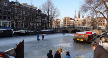 En 2013 patinar sobre hielo en los canales de Ámsterdam será más especial que nunca