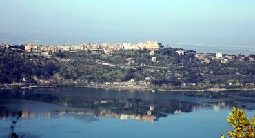 Los jardines privados del papa se abren al público en Castel Gandolfo