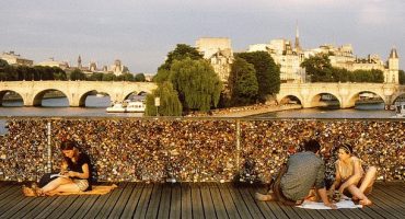 El Puente de las Artes de París pierde sus candados