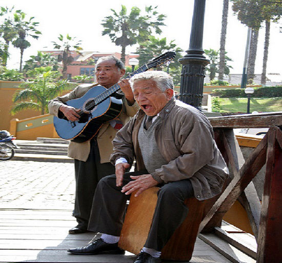 bendición Hambre víctima Un viaje por Sudamérica a través de sus instrumentos musicales - El  Magazine del Viajero