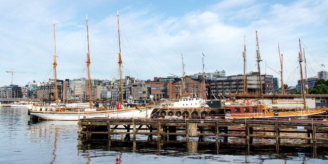 barcos en Aker Brygge, Oslo