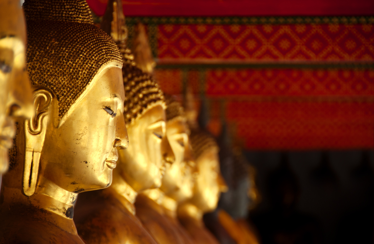 Imágenes de Buda en un templo tailandés