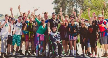 Viajar ayudando a los demás: 4 proyectos de crowdfunding solidario que vale la pena conocer