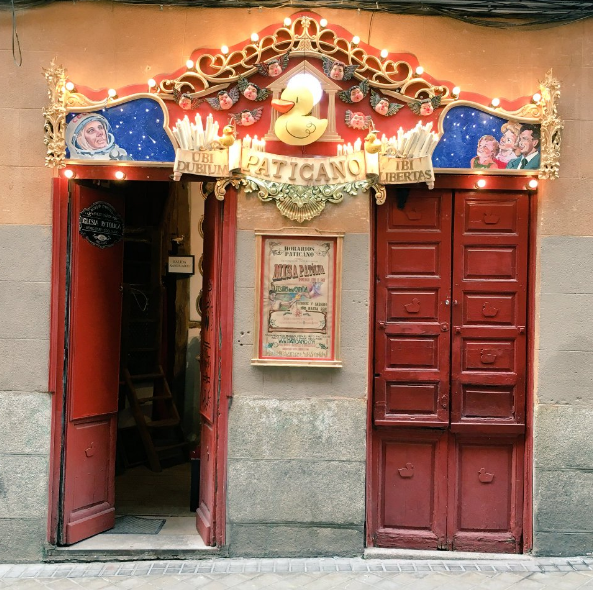 Entrada de la Iglesia Patólica en Lavapiés