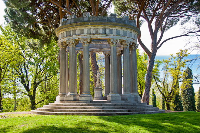 Templete de El Capricho