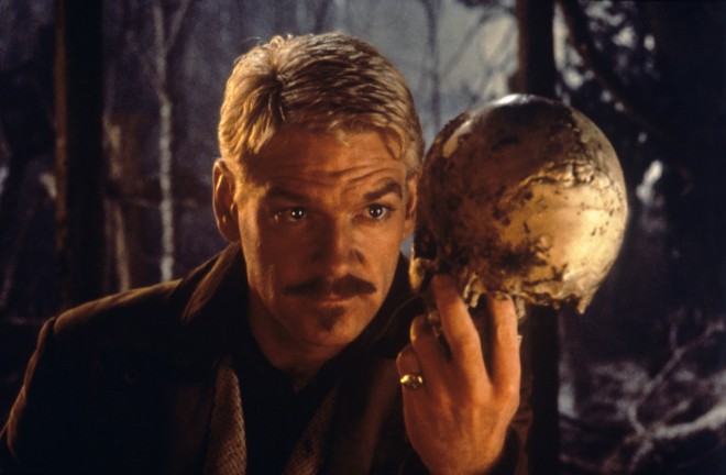 Kenneth Branagh en su interpretación de Hamlet en la película homónima