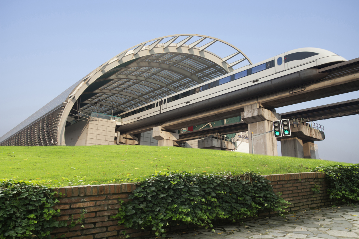 Maglev, el tren de levitación magnética