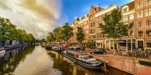amsterdam-canal