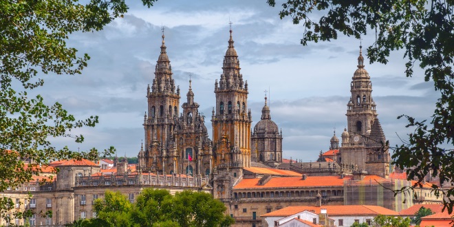 santiago-de-compostela-renfe-tren-peregrino