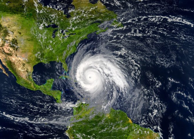 Huracán en el Caribe