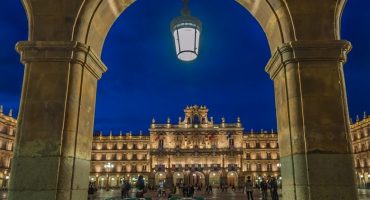 Las 8 plazas más impresionantes de España