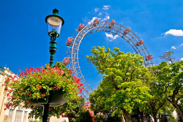 Parque de atracciones en el Prater de Viena