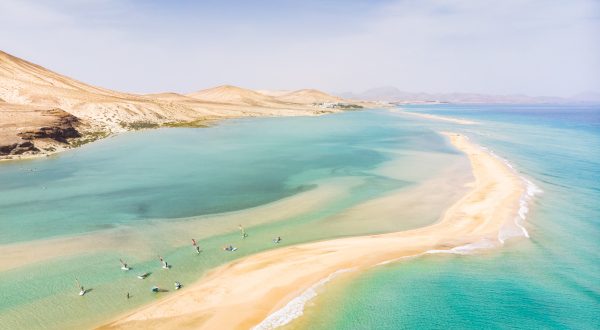 5 destinos estupendos para hacer surf en Europa