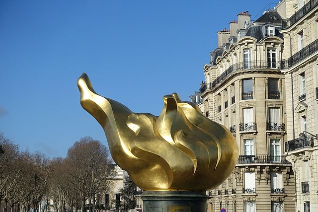 Reproducción de la llama de la Estatua de la Libertad