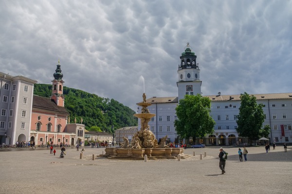 Residentplatz (Salzburgo)