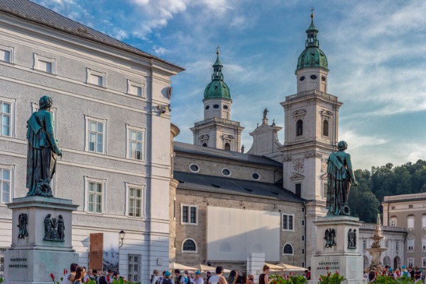 Mozartplatz en Salzburgo