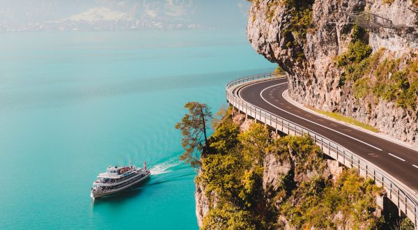 destino mar y montaña