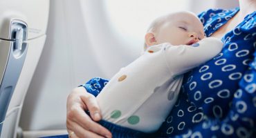 Consejos para volar con un bebé