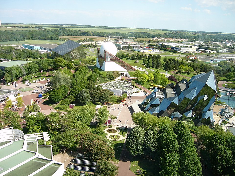 Vista aérea de Futuroscope, en Poitiers.
