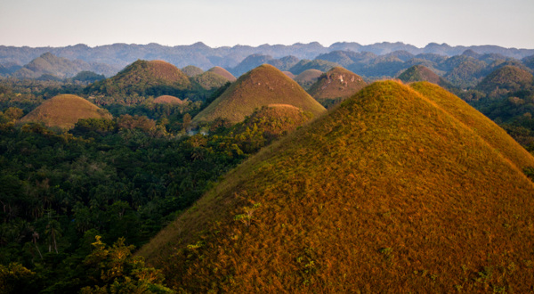 Vistas de Chocolate Hills en Filipinas