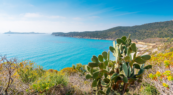 Vistas de Cala Carbonara, en Cerdeña