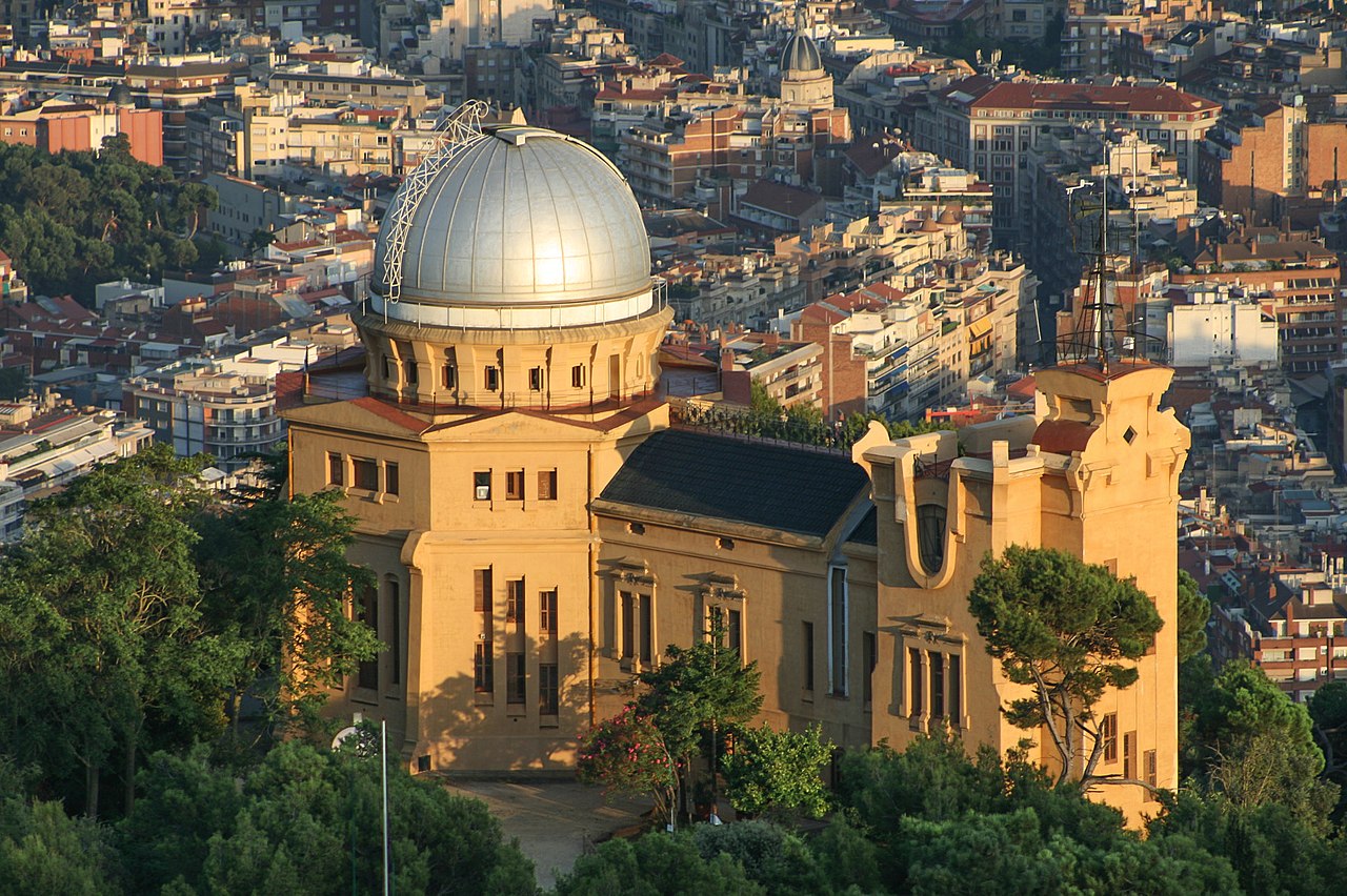 Vista aérea del observatorio Fabra en Barcelona