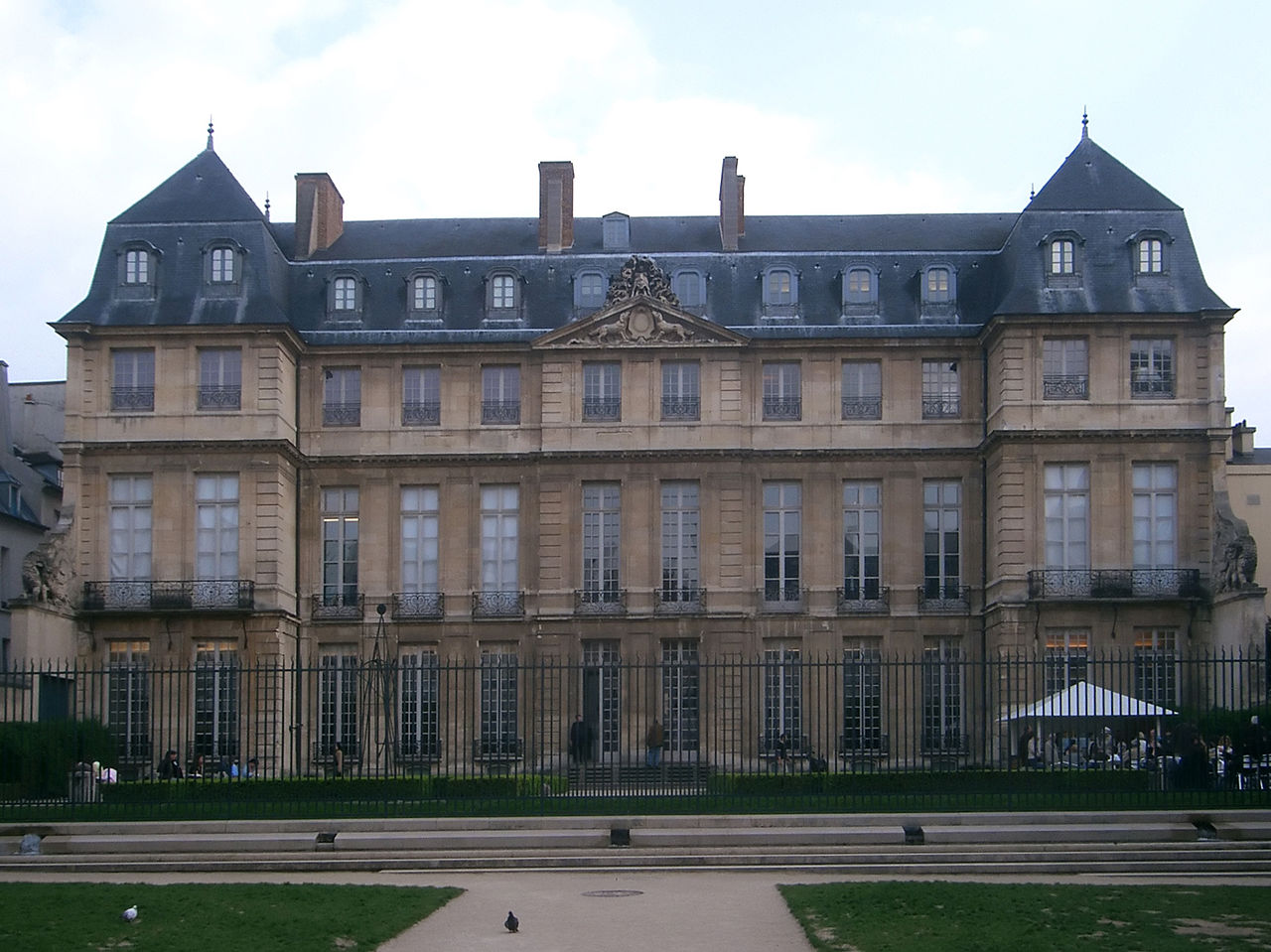 Fachada del Museo Picasso de París
