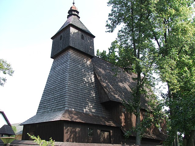Iglesia de madera de los Cárpatos en Eslovaquia.
