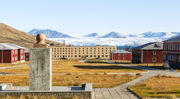 Paisaje inquietante de Pyramiden