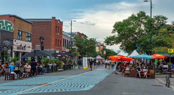 Calle de tiendas en Montreal