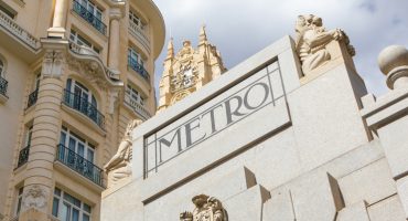 Las estaciones de metro más curiosas de España
