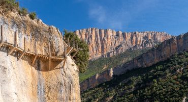 Lugares extremos en España: visitas ideales para valientes