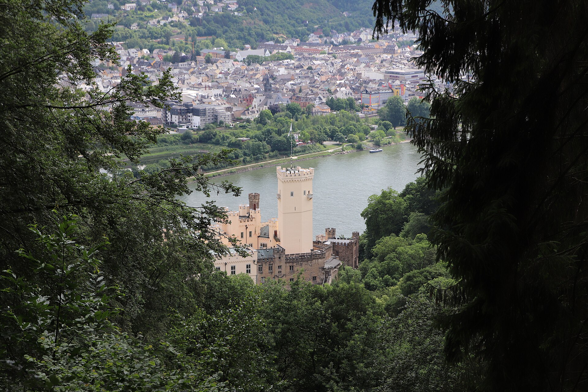 Vistas de Coblenzas y del Rin desde el Castillo de Stolzenfels