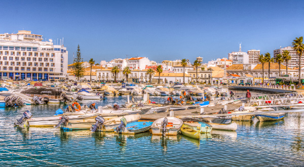 Embarcaciones en Faro