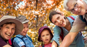Viajes intergeneracionales: destinos versátiles para disfrutar todos en familia