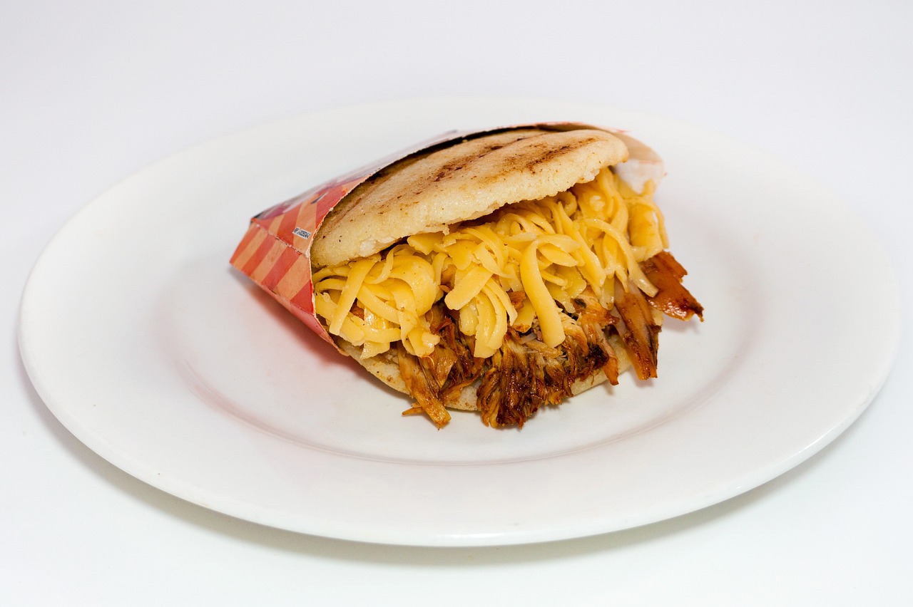 Arepa sobre un plato