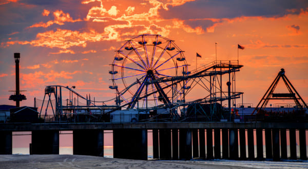 Noria de Atlantic City al atardecer