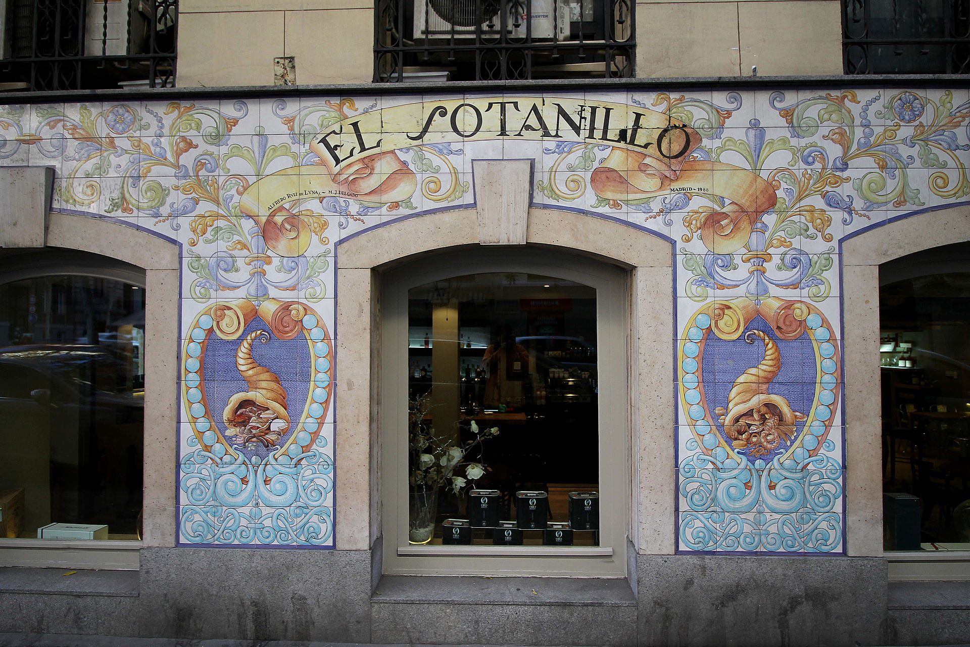 Local de tapas en la Calle Ponzano de Madrid