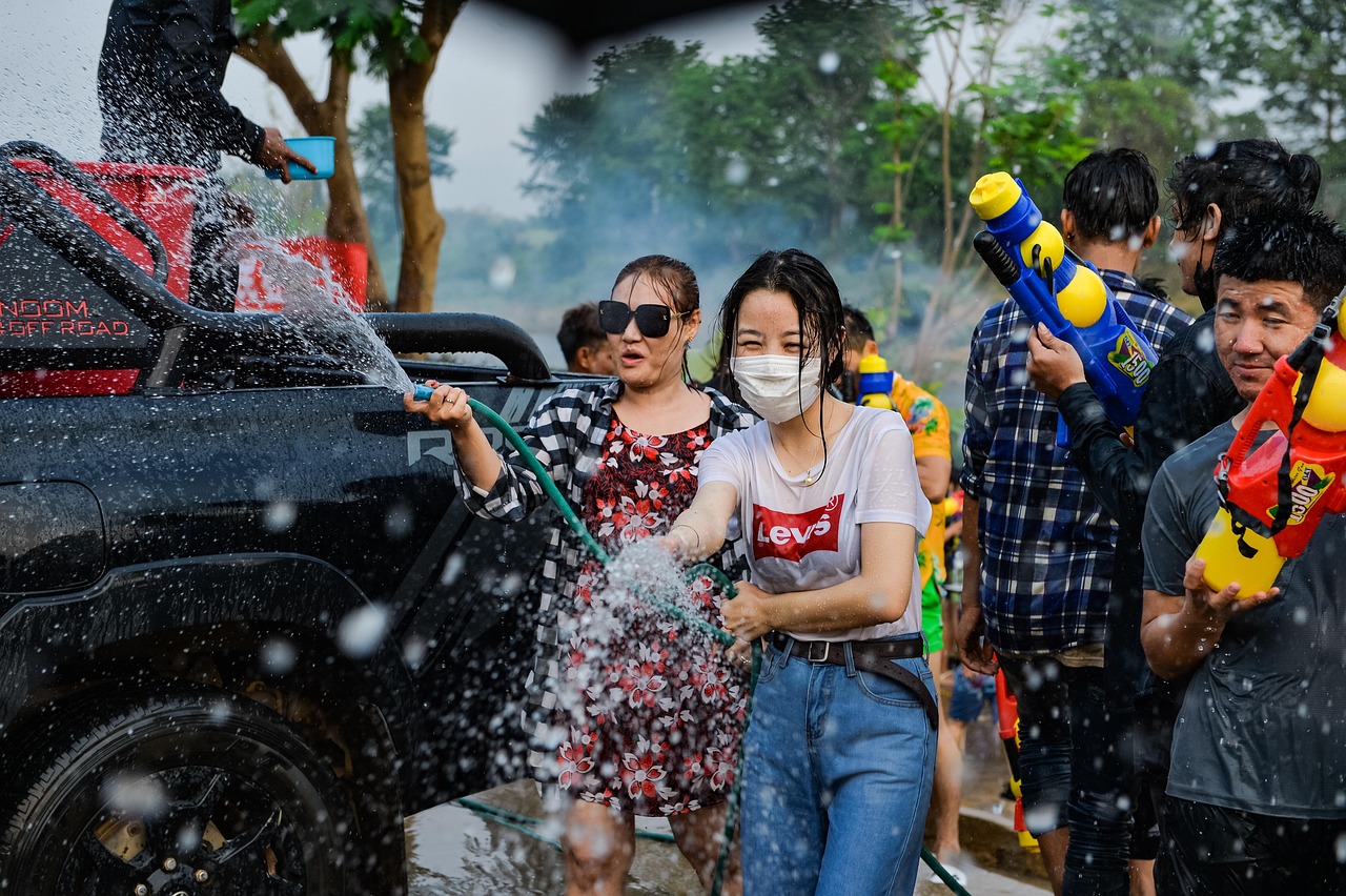 Celebración del Songkran en Tailandia