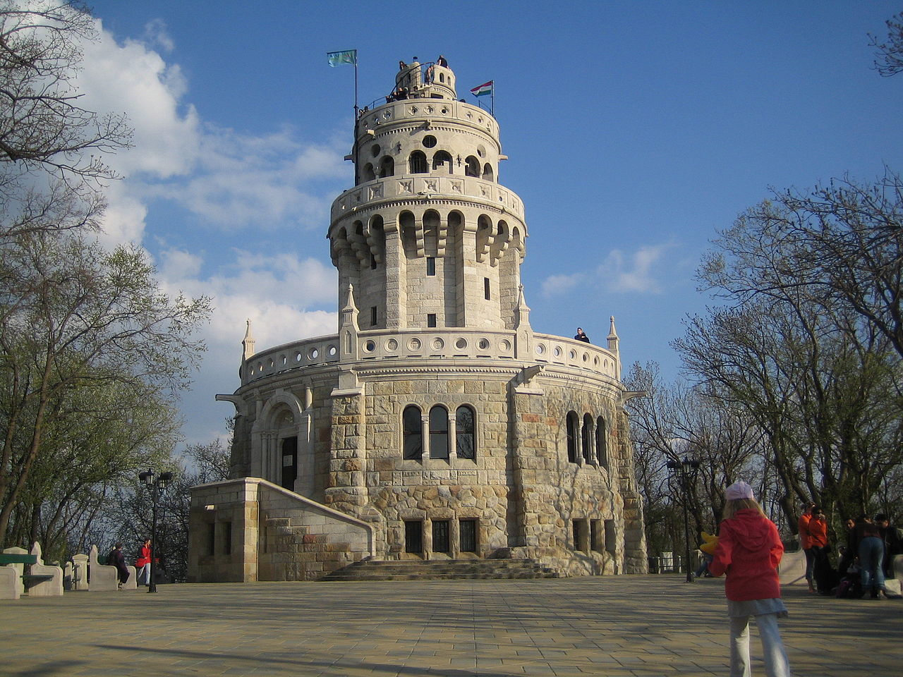 Torre de Sissi en las colinas de Buda